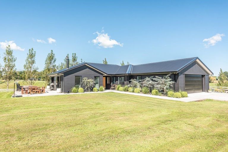 Photo of property in 600a No 2 Line, Okoia, Wanganui, 4572