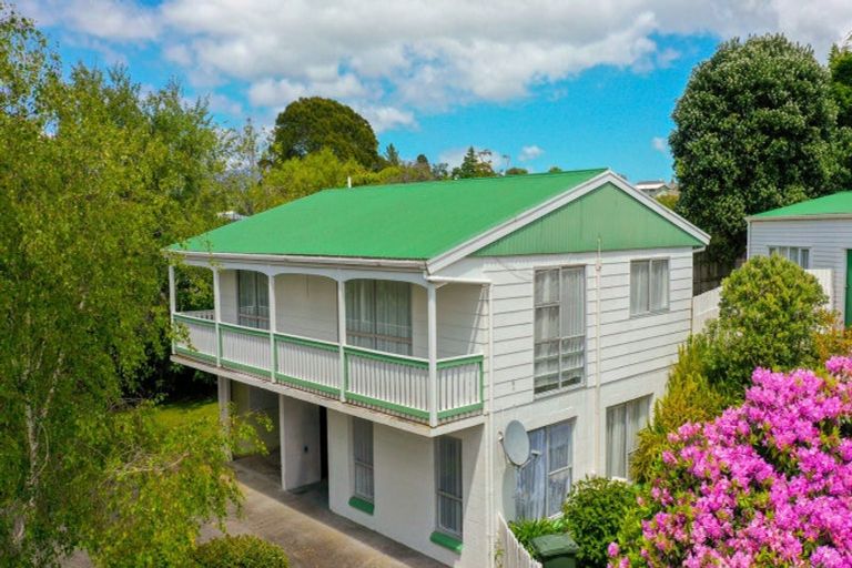 Photo of property in 50 Trelawney Crescent, Westown, New Plymouth, 4310