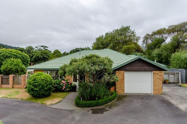 Photo of property in 116 Oxford Street, Tawa, Wellington, 5028