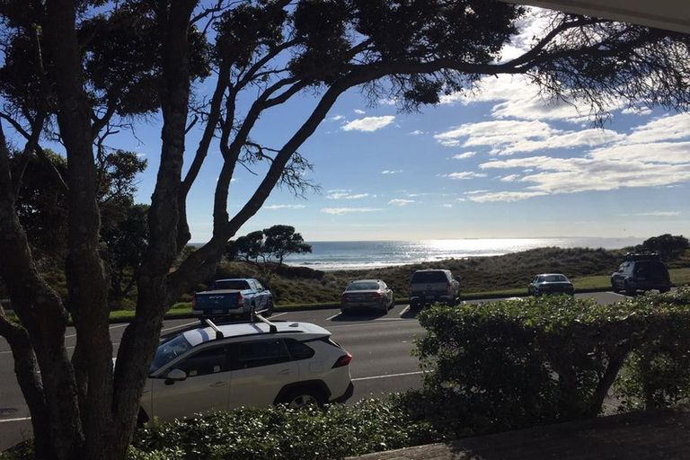 Photo of property in 201 Marine Parade, Mount Maunganui, 3116
