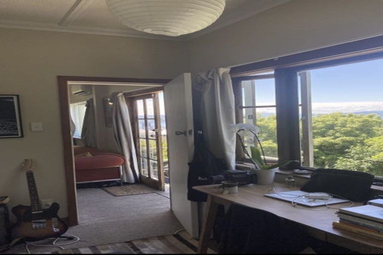 Photo of property in 29 Tanera Crescent, Brooklyn, Wellington, 6021