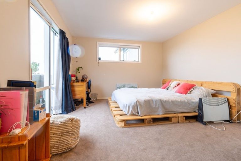 Photo of property in 37 Poynters Crescent, Stepneyville, Nelson, 7010