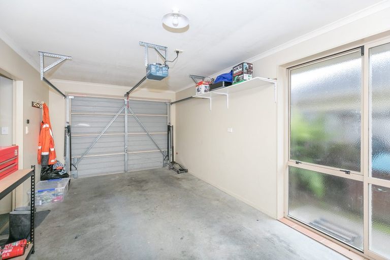 Photo of property in 18 Gardenia Close, Melville, Hamilton, 3206