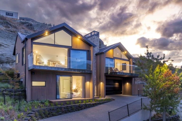 Photo of property in 4 Old Homestead Place, Kawarau Falls, Queenstown, 9300