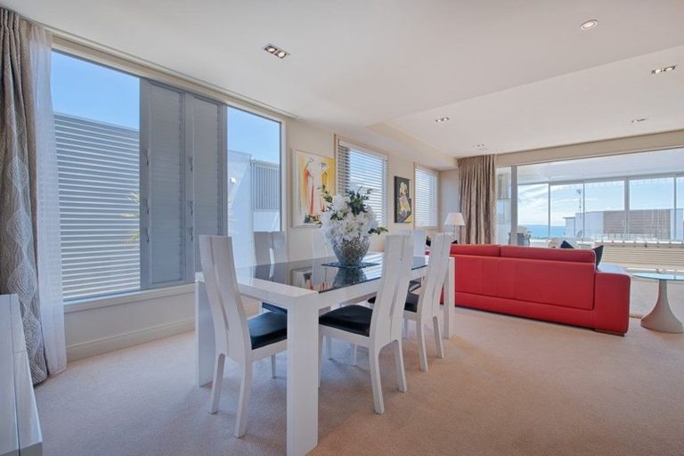 Photo of property in 48 Castor Bay Road, Castor Bay, Auckland, 0620