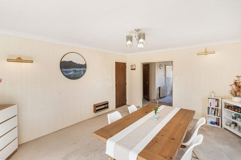 Photo of property in 1/5 Cottesmore Close, Burnside, Christchurch, 8053