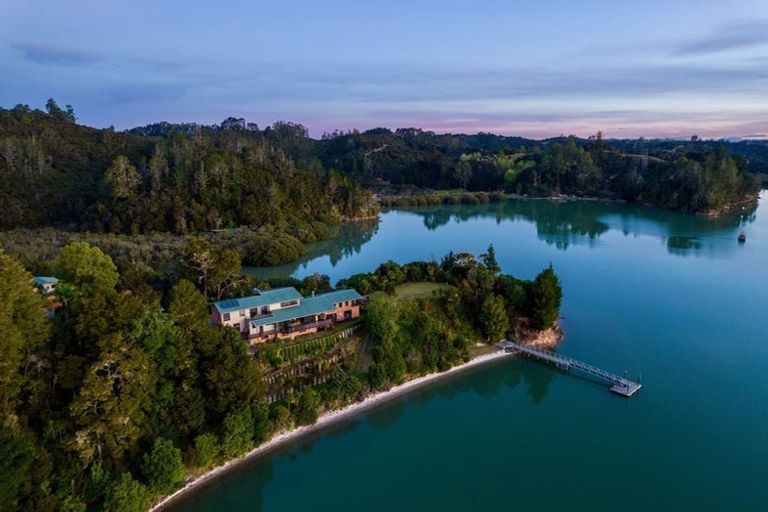 Photo of property in 707 Waikino Road, Karetu, Kawakawa, 0283