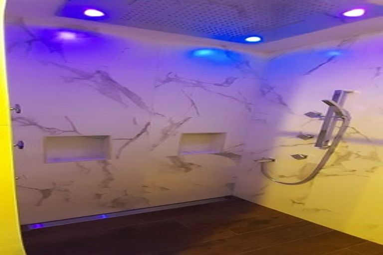 Photo of property in 2 Blankney Street, Hornby, Christchurch, 8042