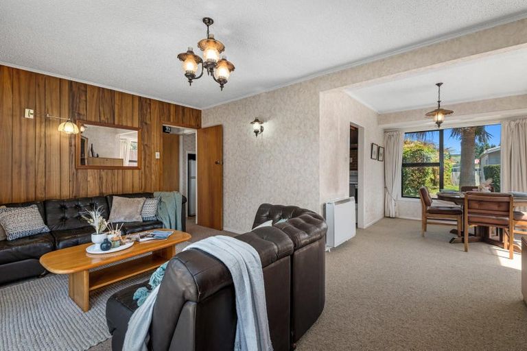 Photo of property in 12 Roosevelt Road, Western Heights, Rotorua, 3015