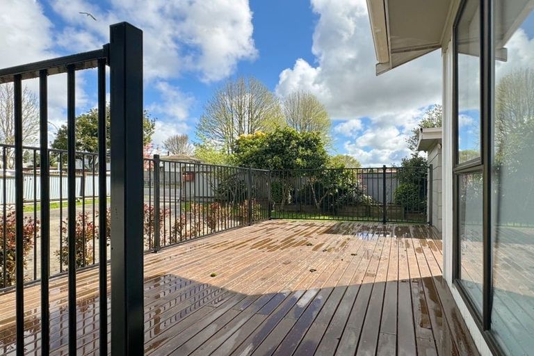 Photo of property in 95 Hyperion Drive, Randwick Park, Auckland, 2105