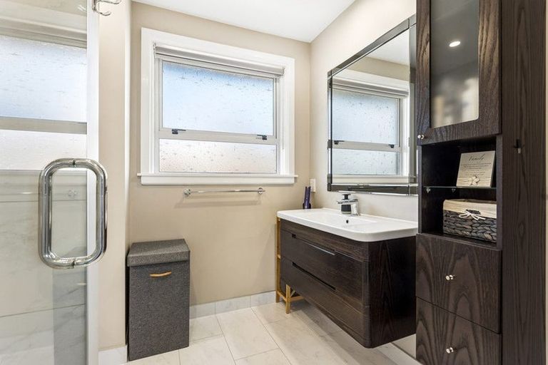 Photo of property in 25 Barnes Road, Redwood, Christchurch, 8051