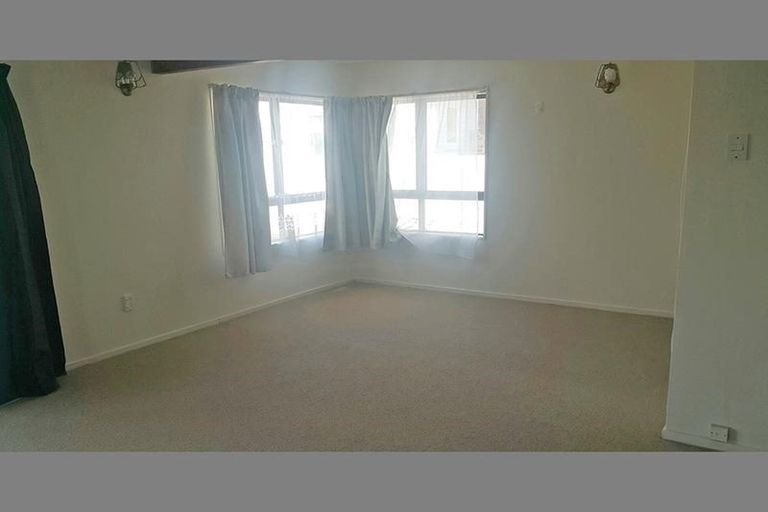 Photo of property in 2/29 Avis Avenue, Papatoetoe, Auckland, 2025