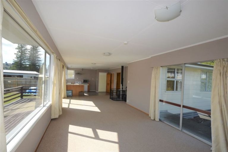 Photo of property in 33 Hall Crescent, Taumarunui, 3920