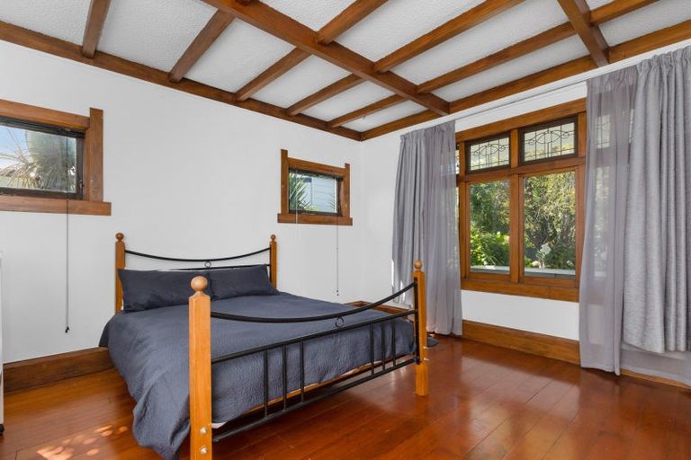 Photo of property in 275 Georges Drive, Napier South, Napier, 4110
