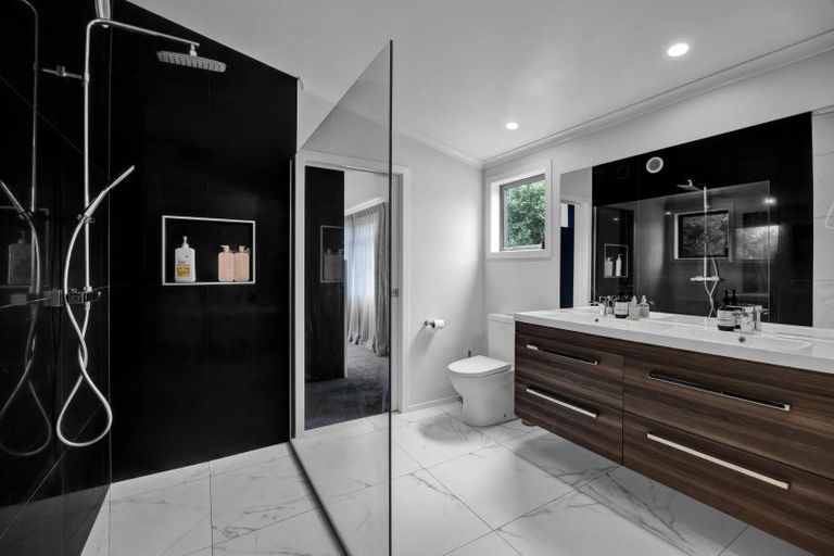 Photo of property in 414/414a Corbett Road, Lepperton, New Plymouth, 4373