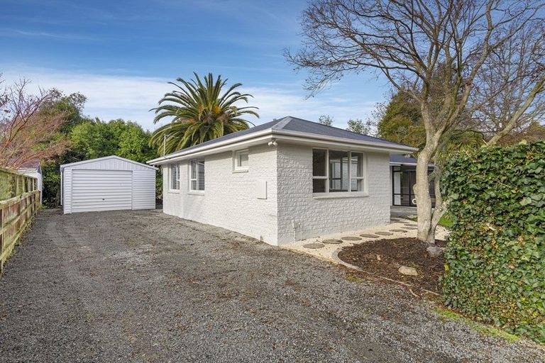 Photo of property in 6b Kaputone Place, Belfast, Christchurch, 8051