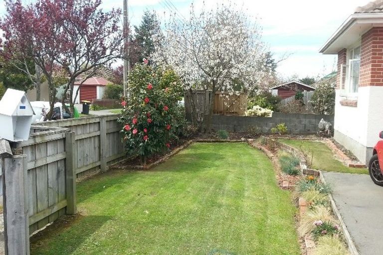 Photo of property in 1/62 Dunedin Street, Redwood, Christchurch, 8051