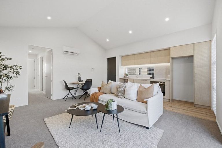 Photo of property in 2 Evatt Street, Bryndwr, Christchurch, 8053