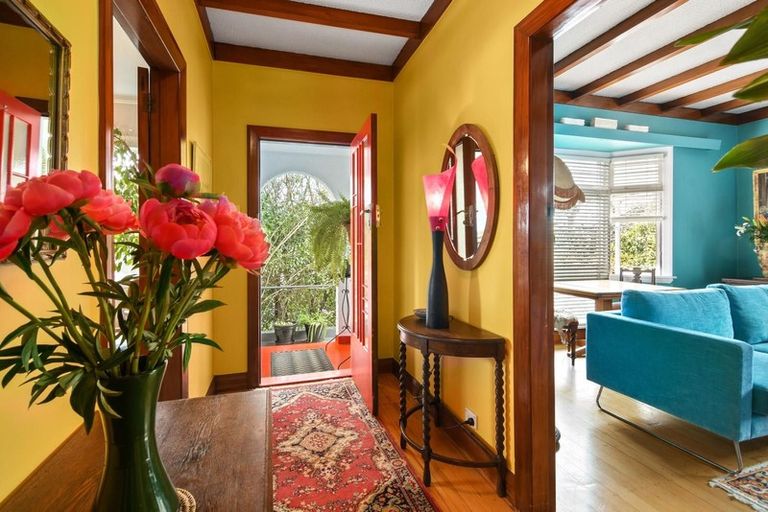 Photo of property in 129 Waimea Road, Nelson South, Nelson, 7010