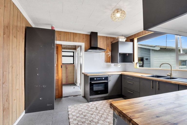 Photo of property in 14 London Street, Aramoho, Whanganui, 4500