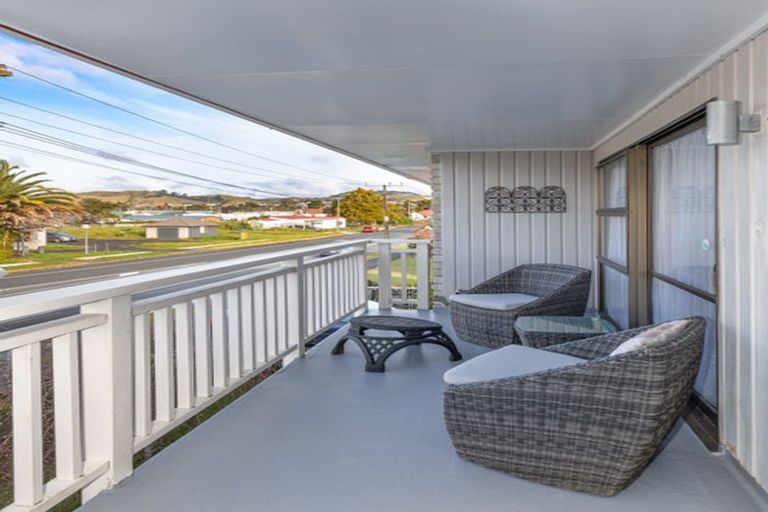 Photo of property in 17 Hakanoa Street, Huntly, 3700