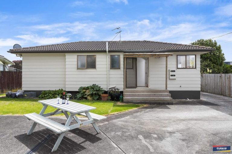 Photo of property in 8 Funnell Place, Manurewa, Auckland, 2102