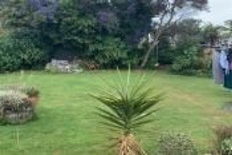 Photo of property in 136 Russell Street, Westport, 7825