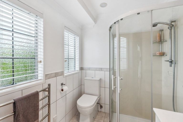 Photo of property in 16 Byrd Street, Levin, 5510