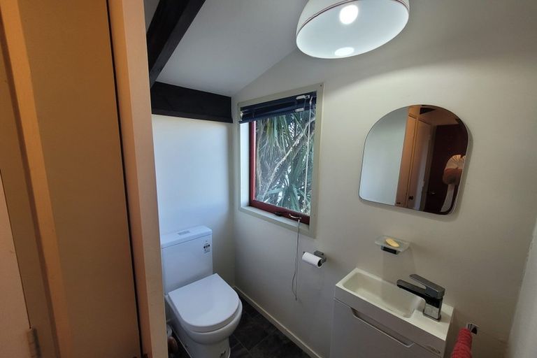 Photo of property in 21a Hadfield Terrace, Kelburn, Wellington, 6012