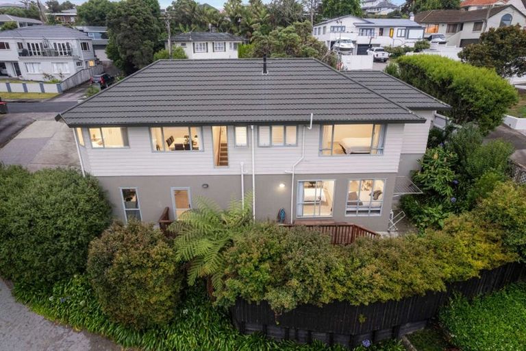 Photo of property in 24a Alexander Street, Cockle Bay, Auckland, 2014