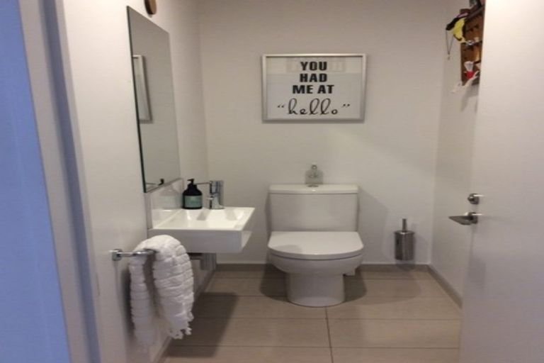 Photo of property in 15a Albert Sheppard Close, Yaldhurst, Christchurch, 8042