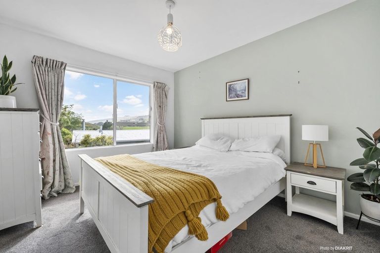 Photo of property in 10b Dormar Place, Churton Park, Wellington, 6037