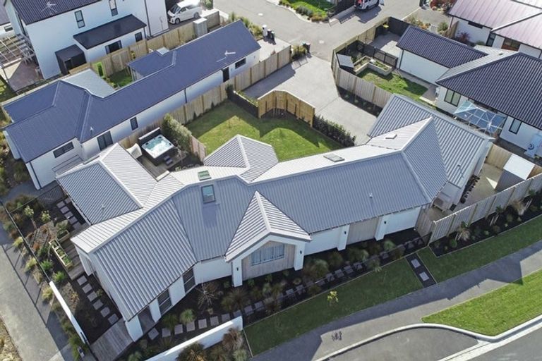 Photo of property in 8 Manarola Road, Halswell, Christchurch, 8025