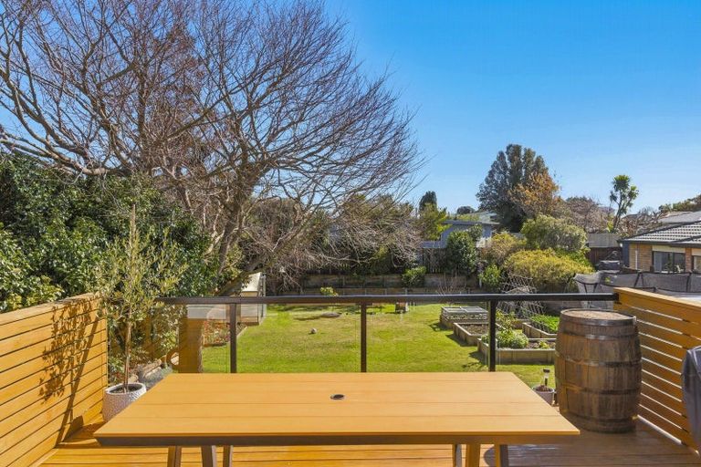Photo of property in 13 Walton Road, Paraparaumu Beach, Paraparaumu, 5032