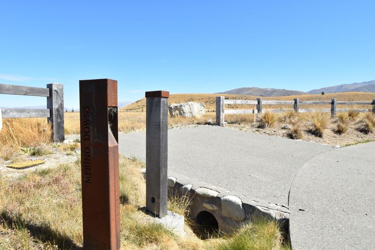 Photo of property in 6 Cameron Place, Ben Ohau, Twizel, 7999