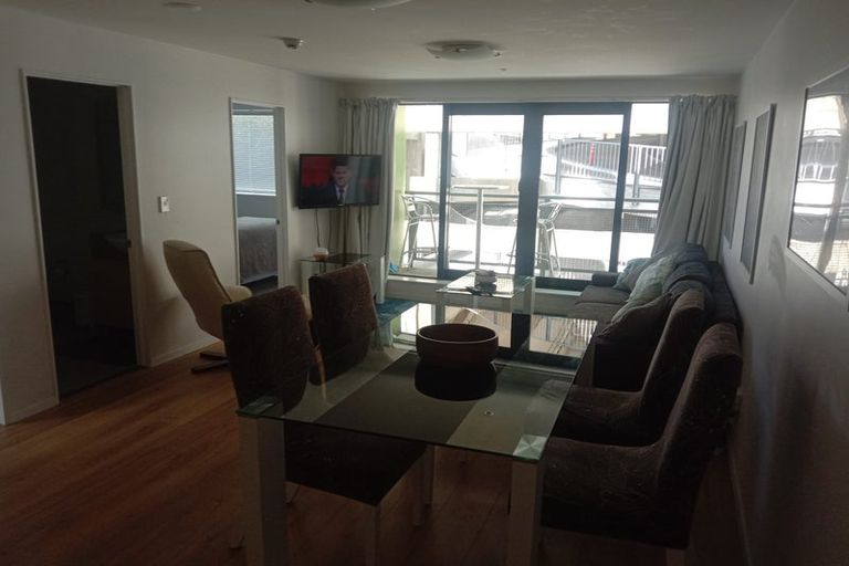 Photo of property in Dual Apartments, 108/142 Vivian Street, Te Aro, Wellington, 6011