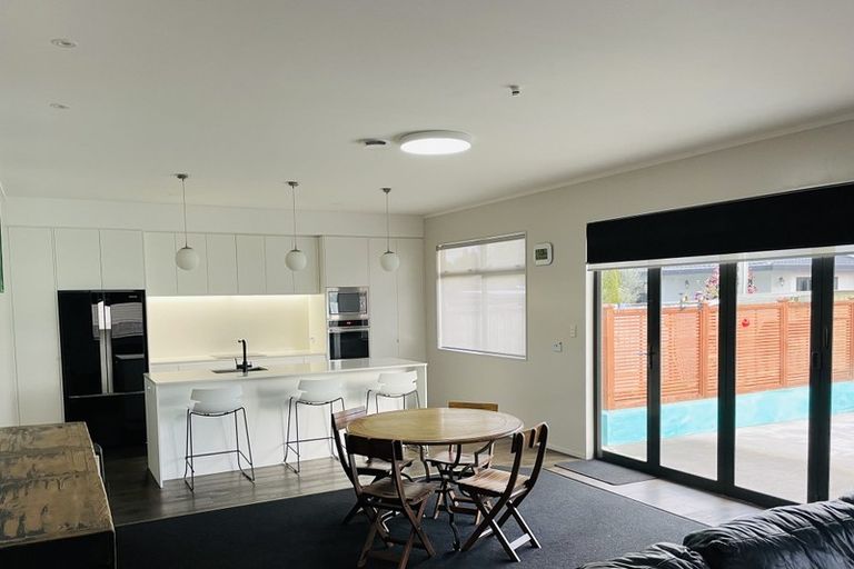 Photo of property in 7 Clovelly Street, Brooklands, New Plymouth, 4310