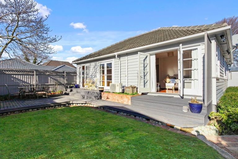 Photo of property in 23 Rudleigh Avenue, Upper Riccarton, Christchurch, 8041