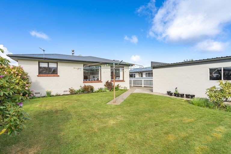 Photo of property in 144 Derwent Crescent, Glengarry, Invercargill, 9810