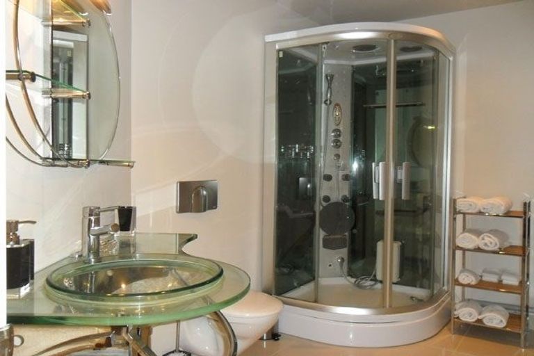 Photo of property in The Quay, 8/332b1 Lambton Quay, Wellington Central, Wellington, 6011