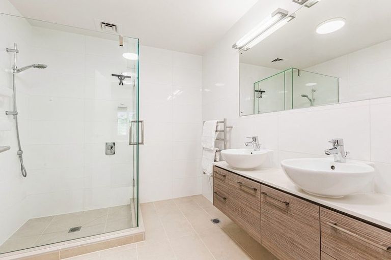 Photo of property in 74 Eaves Bush Parade, Orewa, 0931