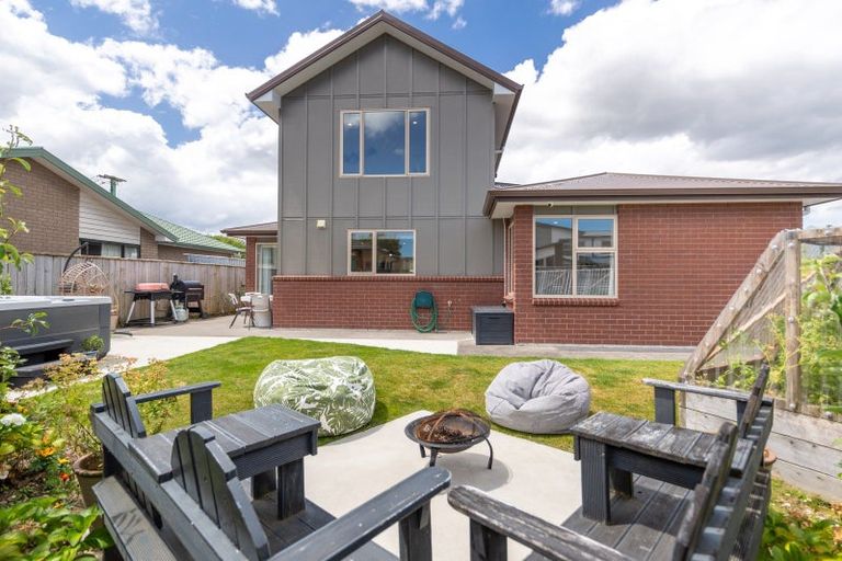 Photo of property in 1 Stephen Street, Trentham, Upper Hutt, 5018