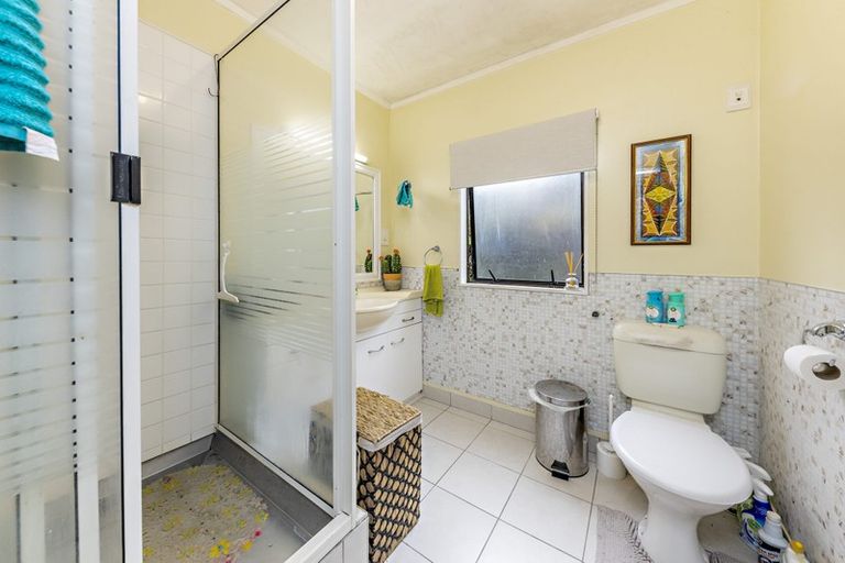 Photo of property in 123 Wattle Farm Road, Wattle Downs, Auckland, 2103