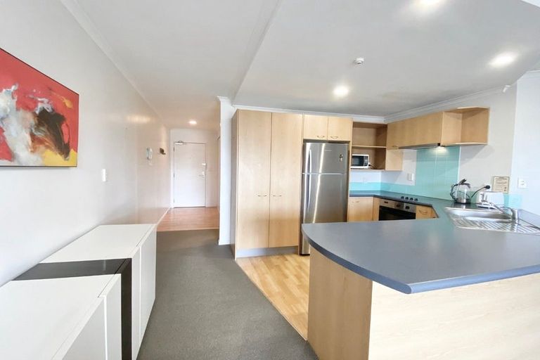 Photo of property in Paramount Apartments, 26/281 Maunganui Road, Mount Maunganui, 3116