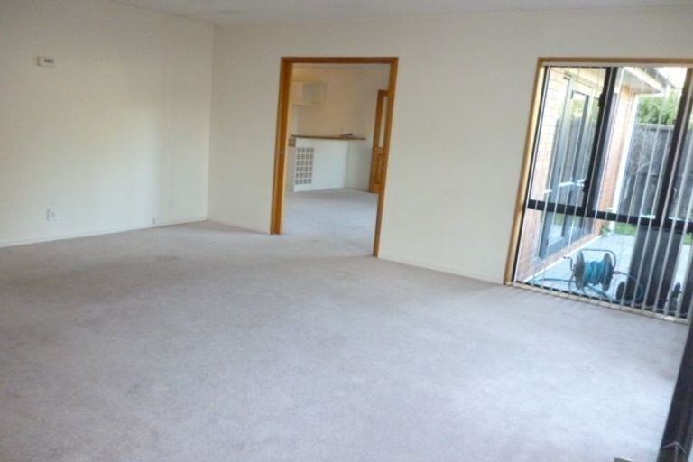 Photo of property in 8 Parkstone Avenue, Ilam, Christchurch, 8041