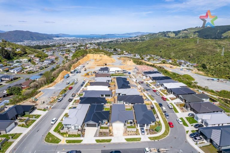 Photo of property in 9 Kairaumati Crescent, Kelson, Lower Hutt, 5010