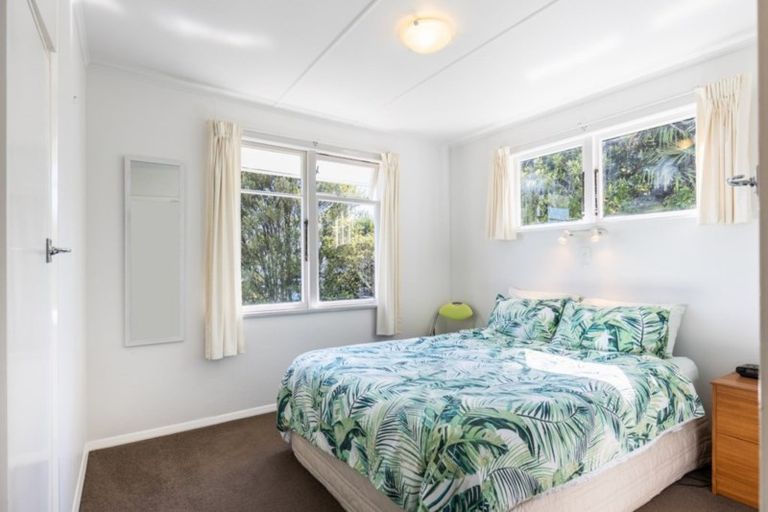 Photo of property in 3 Grenville Terrace, Moana, Nelson, 7011