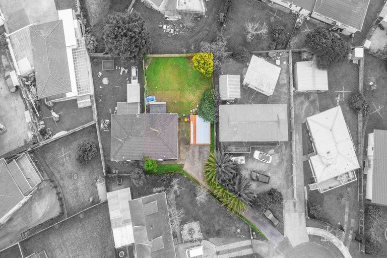 Photo of property in 1/9 Slim Place, Clendon Park, Auckland, 2103