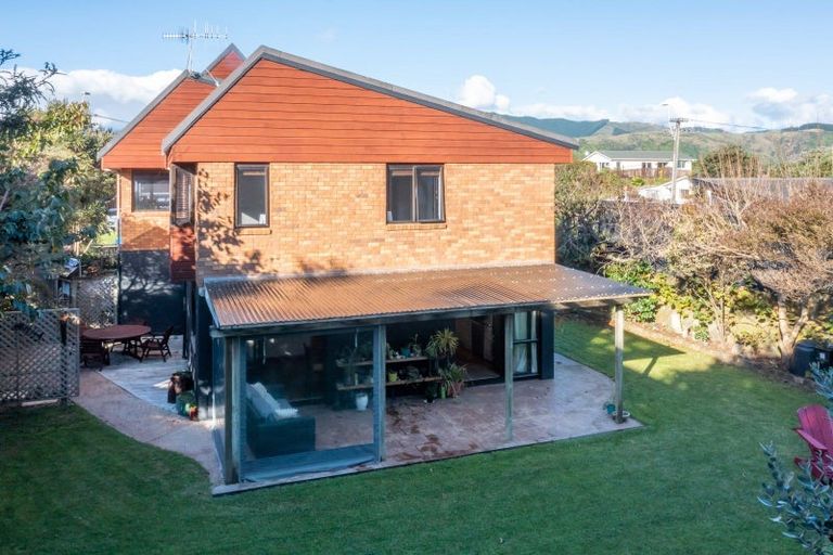 Photo of property in 349 Rosetta Road, Raumati Beach, Paraparaumu, 5032