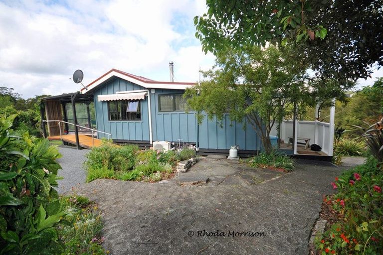 Photo of property in 43 Pahi Road, Paparoa, 0571